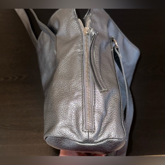 Silver Purse - Picture 3 of 6